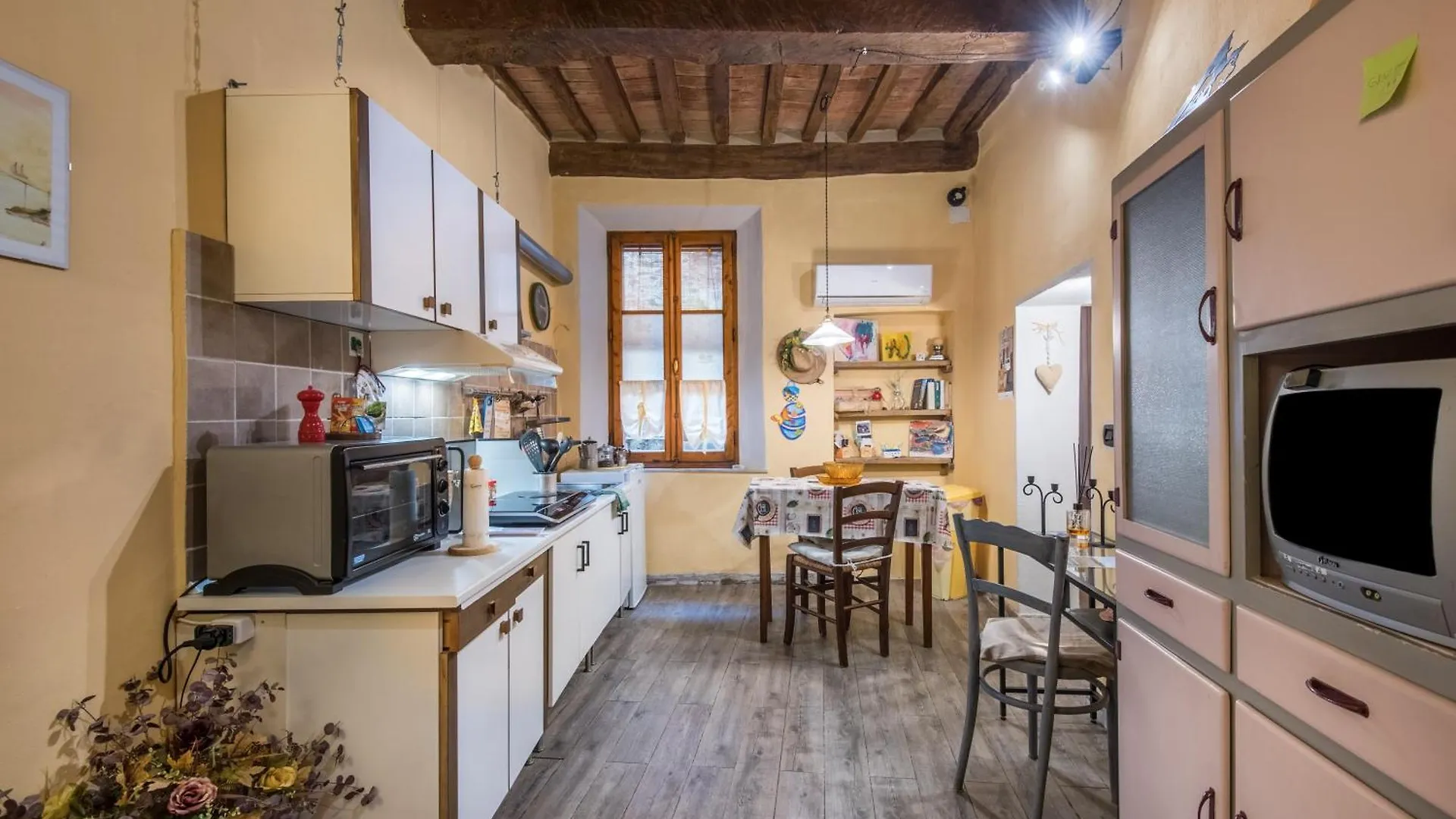 La Casa Gialla Di Buonconvento 0*,  Italia